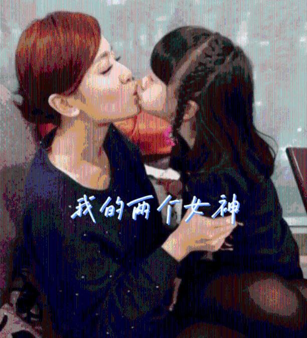 漂亮少女夏日秀